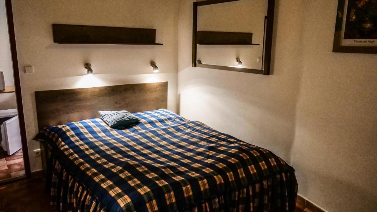 Penzion Na Hradbach Louny Kültér fotó